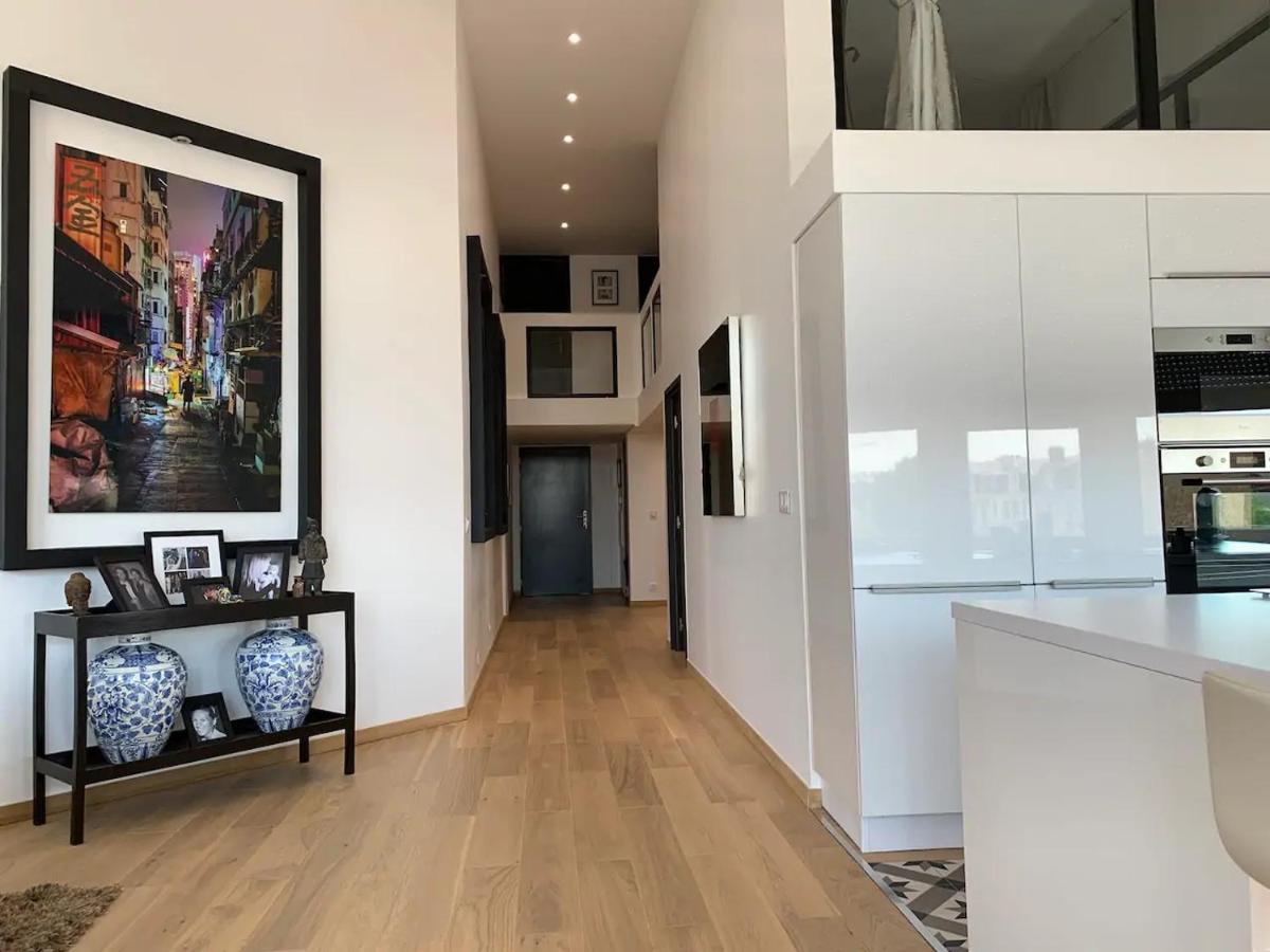 Апартаменты Loft Des Sacres - Vue Unique Sur La Cathedrale Реймс Экстерьер фото